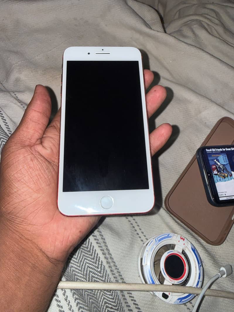 Apple iPhone 7 Plus 6
