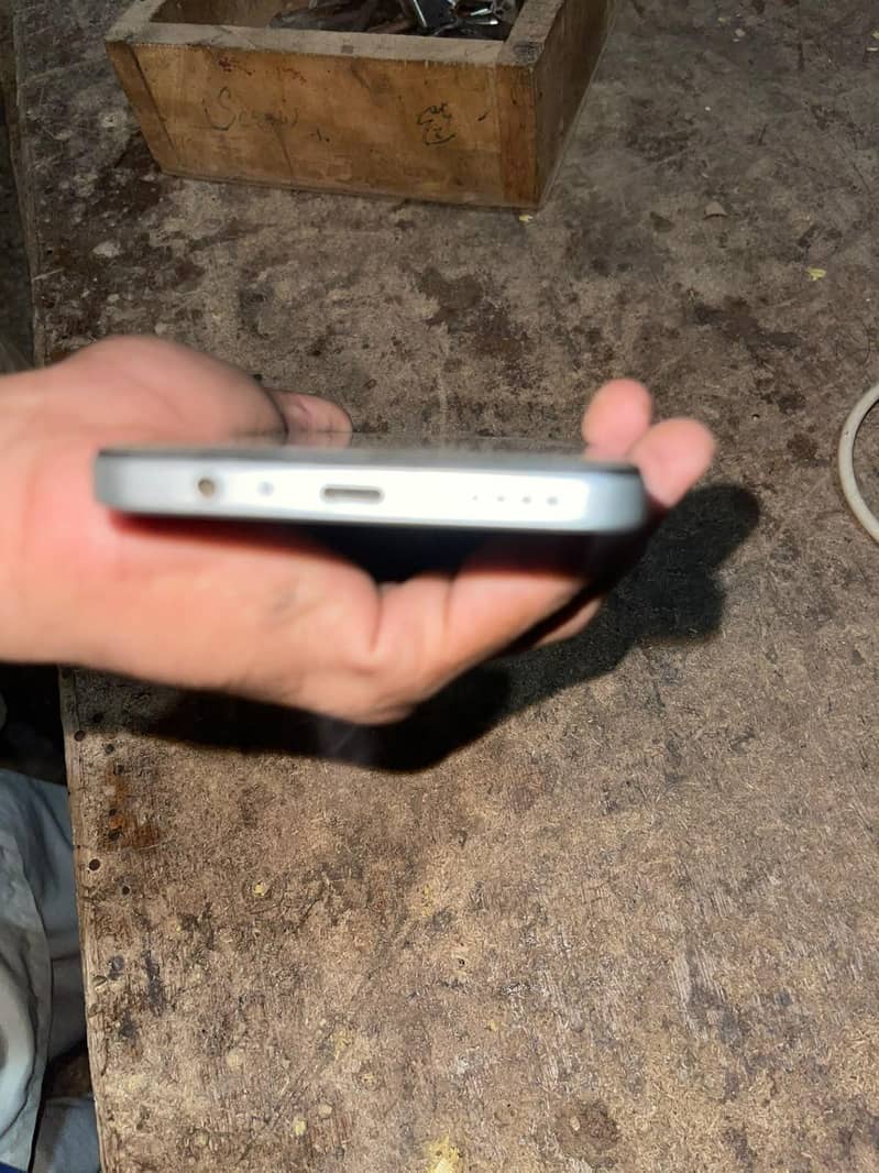 Realme C71 1