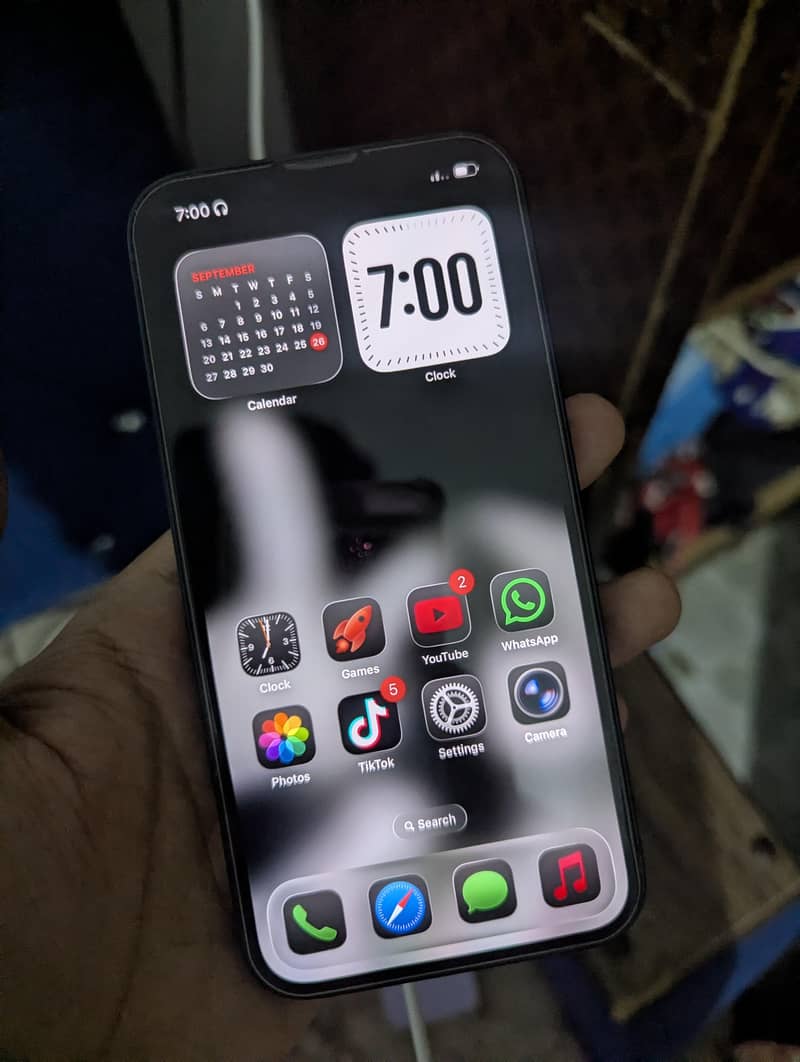 Apple iPhone 13 2