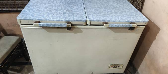 dawlance deep freezer
