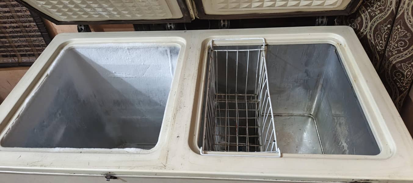 dawlance deep freezer 1