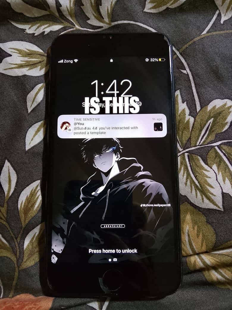Apple iPhone 7 Plus 1