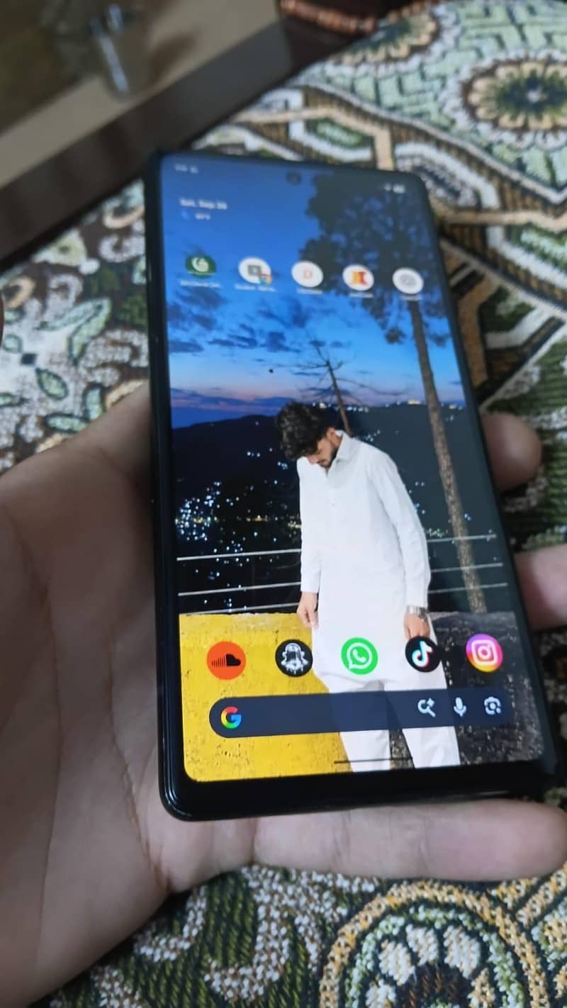 Google Pixel 6a 1