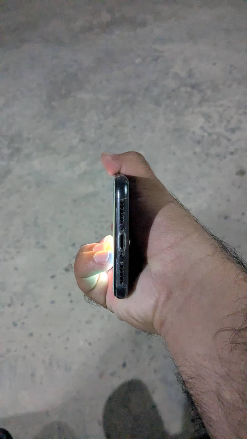 Apple iPhone X 2