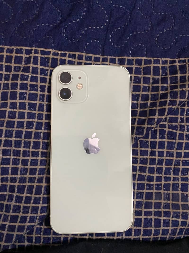 Apple iPhone 12 0