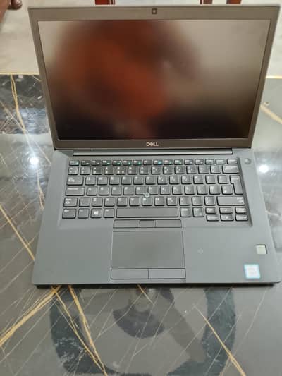 Dell laptop brand new condition 10/10 with charger.