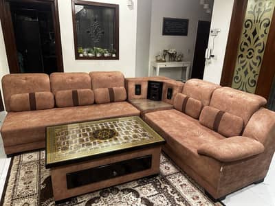 7 seater L shaped sofa with table