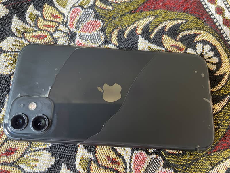 Apple iPhone 11 2