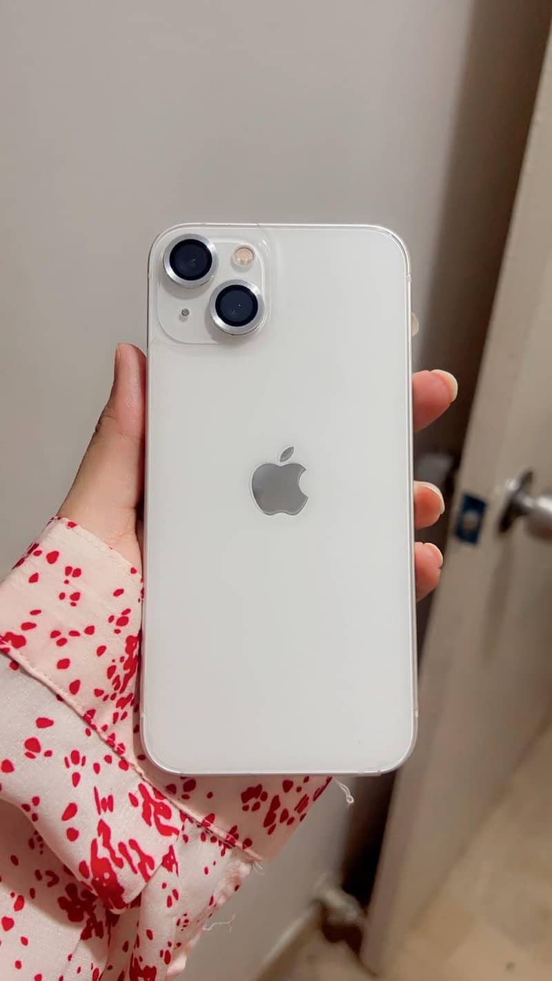 Apple iPhone 13 3