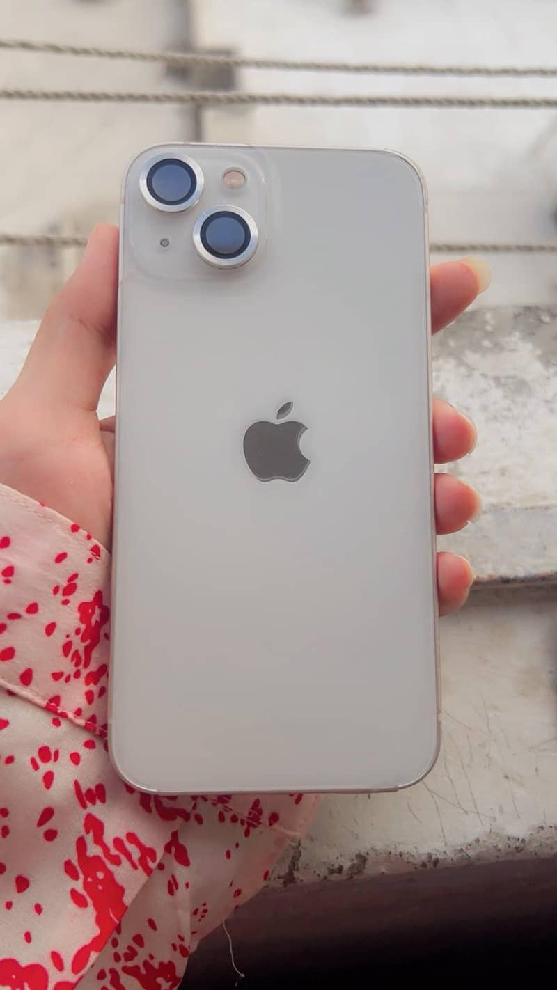 Apple iPhone 13 7