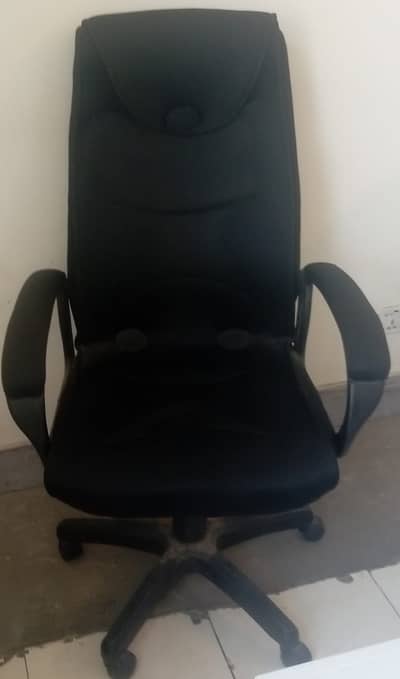 good condition chairs for sale