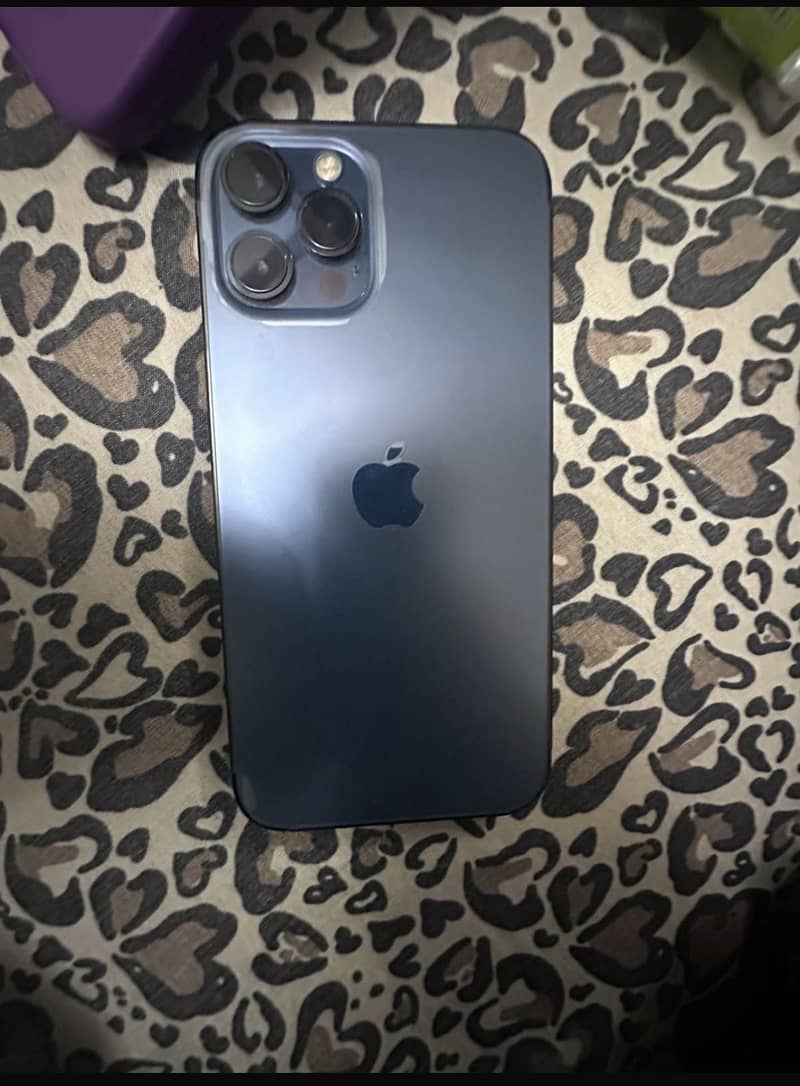 Apple iPhone 12 Pro Max 3