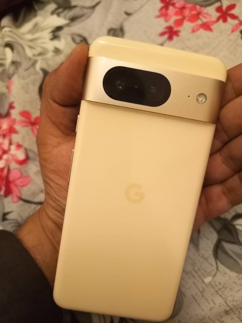 Google Pixel 8 1