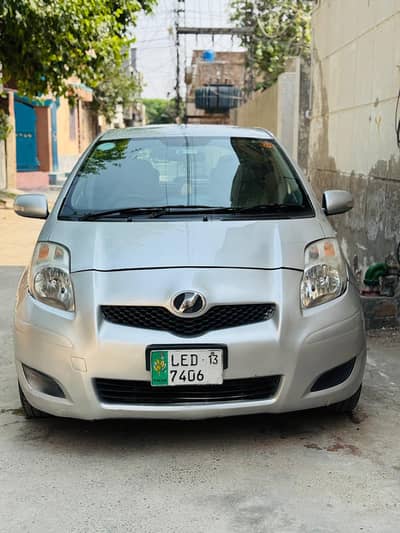 Toyota Vitz 2013