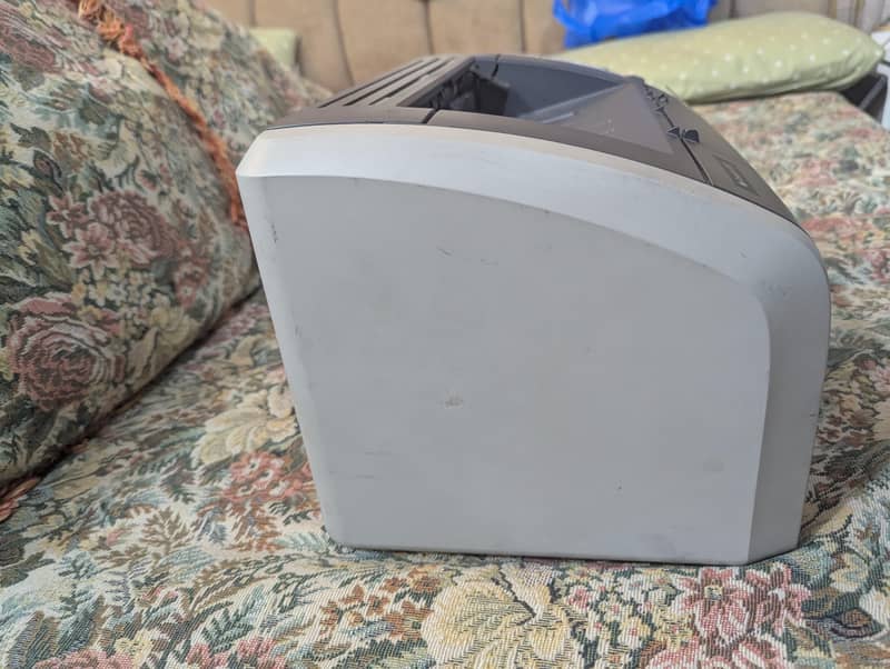 HP Laserjet 1012 printer 4