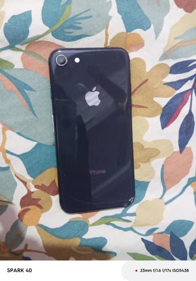 Apple iPhone 8