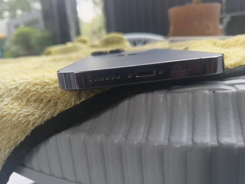 Apple iPhone 14 Pro Max 3