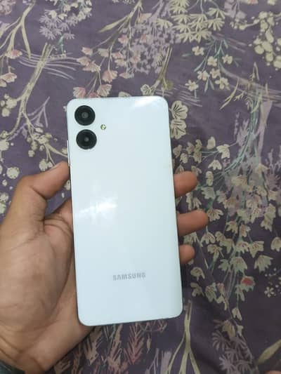 Samsung Mobile A06