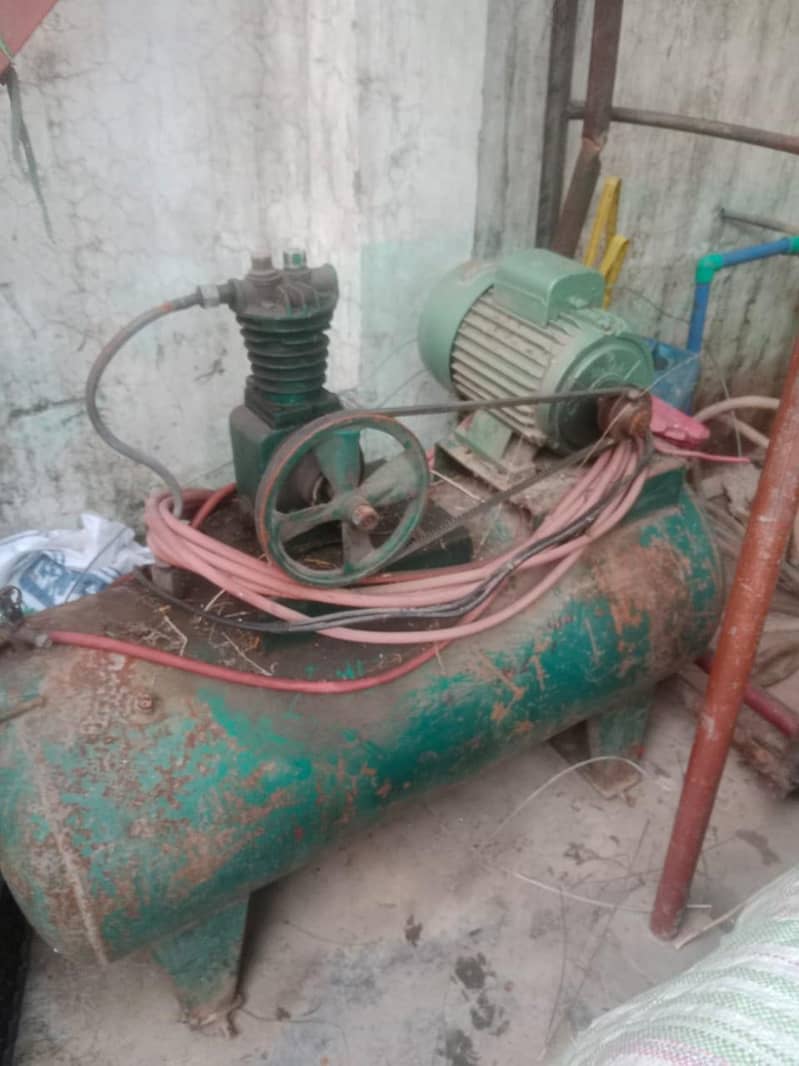 Tyre Compressor 1