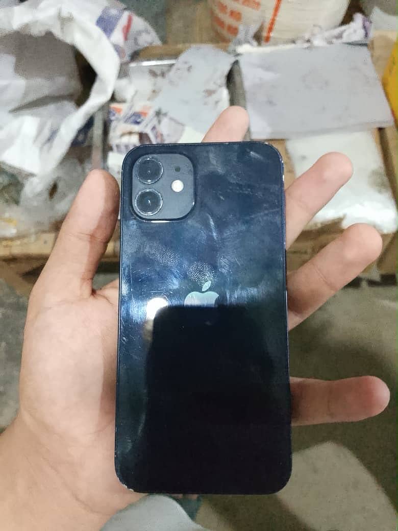Apple iPhone 12 0