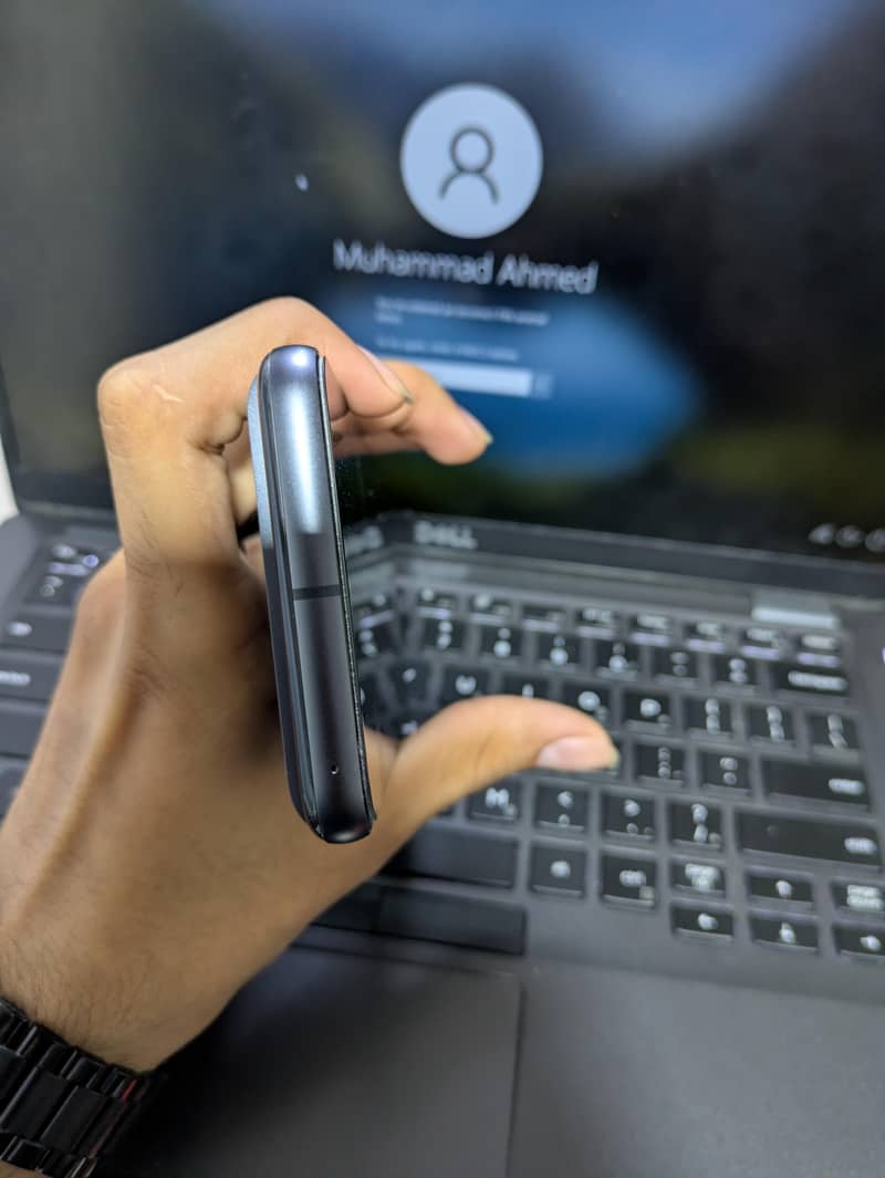 Google Pixel 8 7