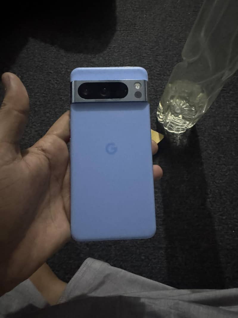 Google Pixel 8 Pro 2