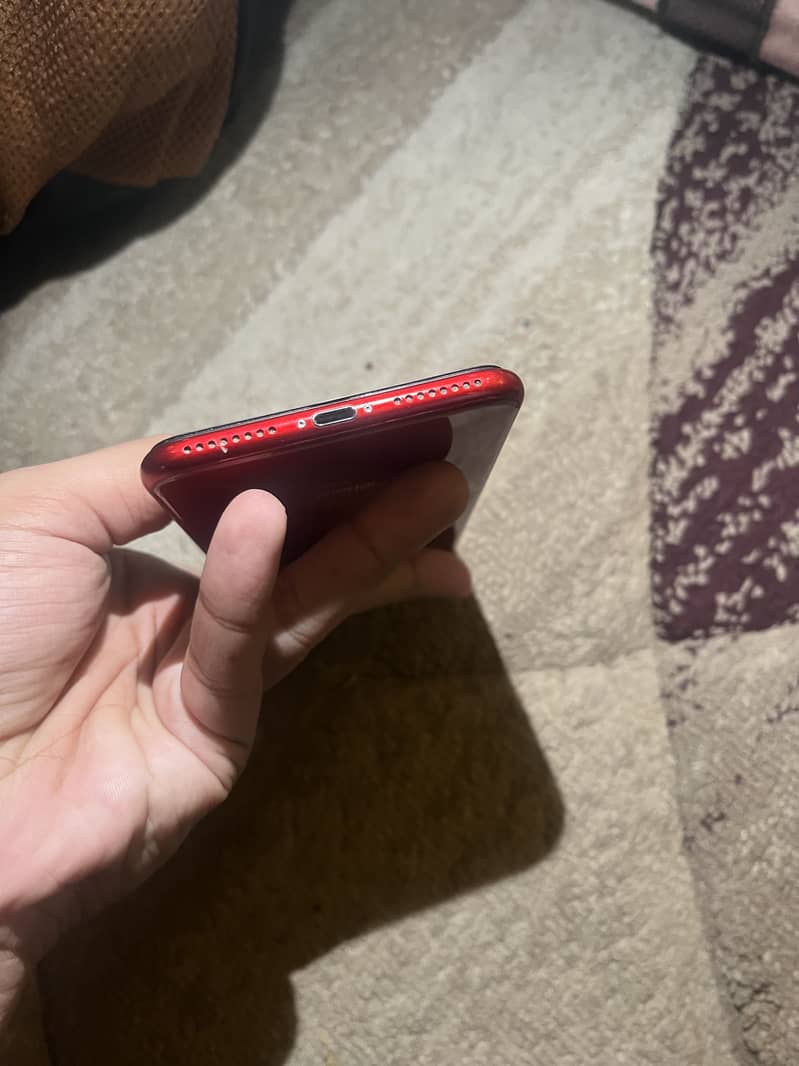 Apple iPhone 8 Plus 1