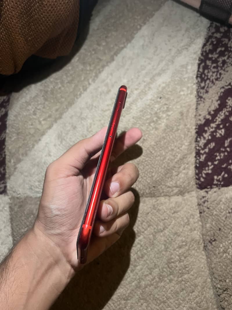 Apple iPhone 8 Plus 5