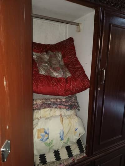 Three door almari/wood wark. Two portion