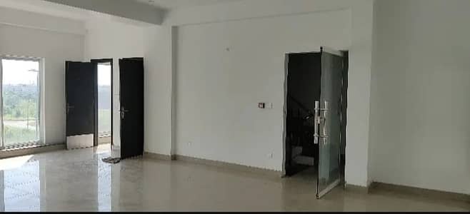 5 Marla Commercial Floor For Rent In DHA Phase 3