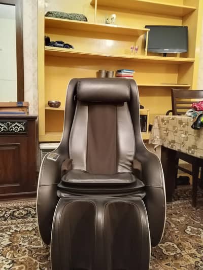 Electric Chair For sale Slightly Used