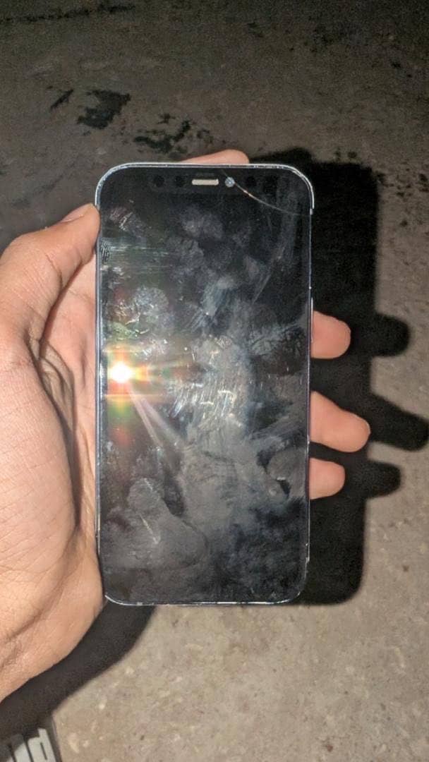 Apple iPhone 12 mini 2
