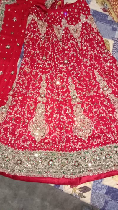 bridal lehnga with jewelry set