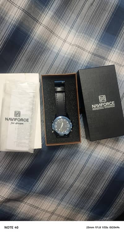 Naviforce strap watch