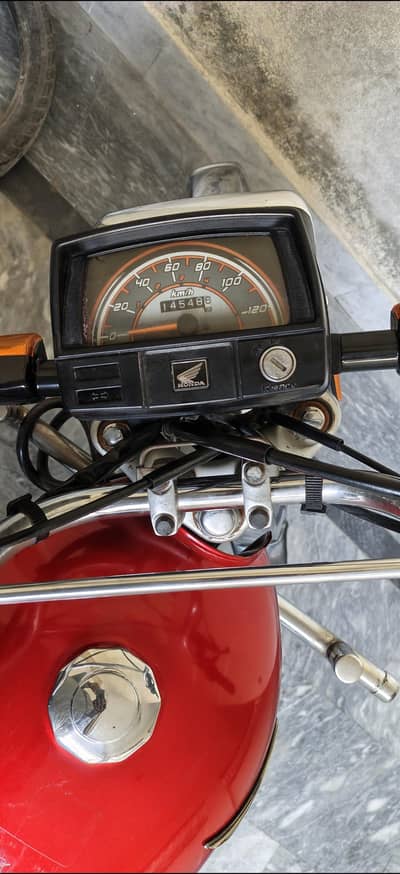 Honda CD 70 (03078859427)