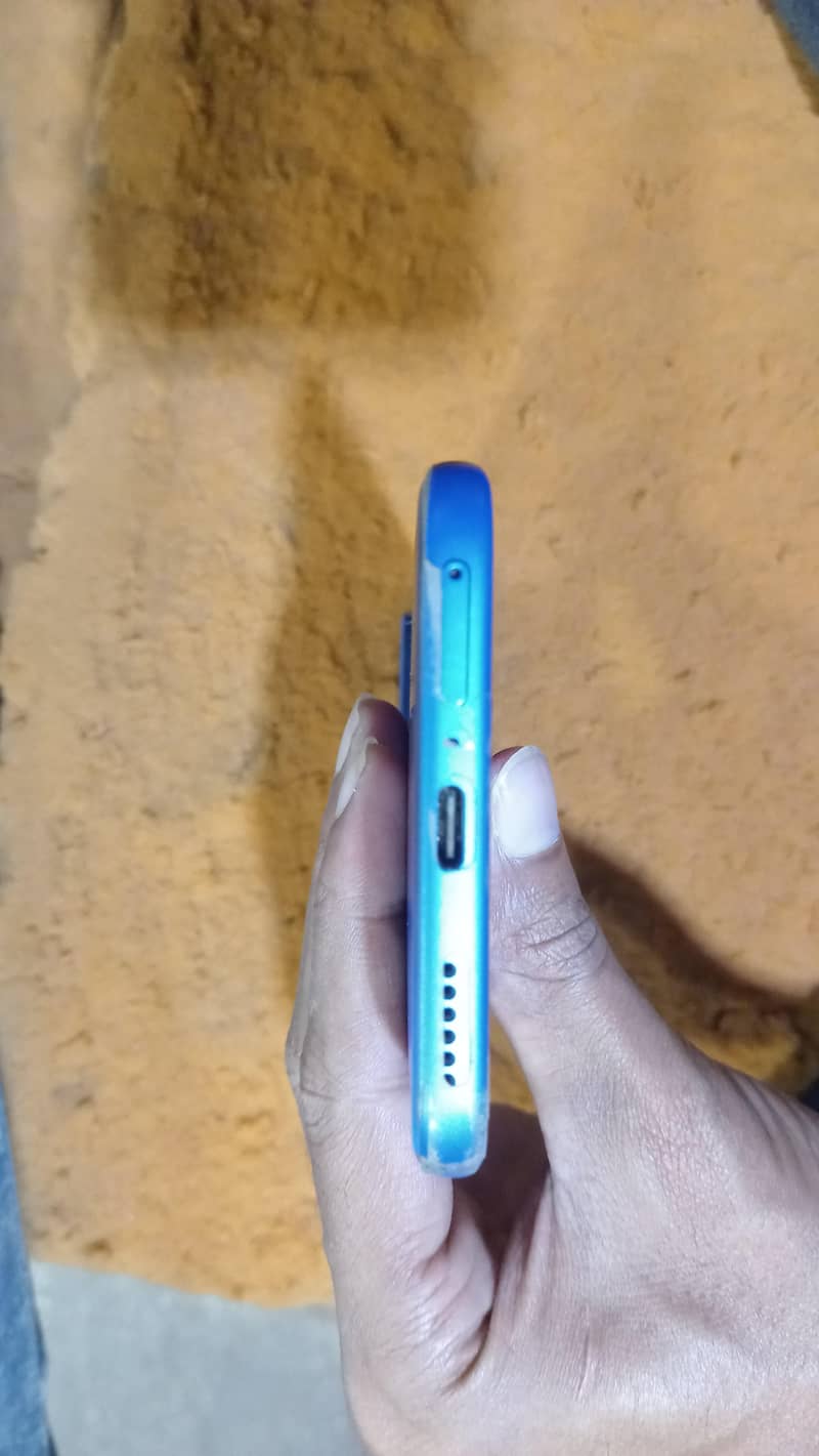 Infinix Note Eage 13/256 4