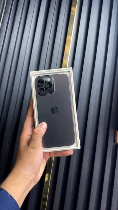 Apple iPhone 15 Pro Max