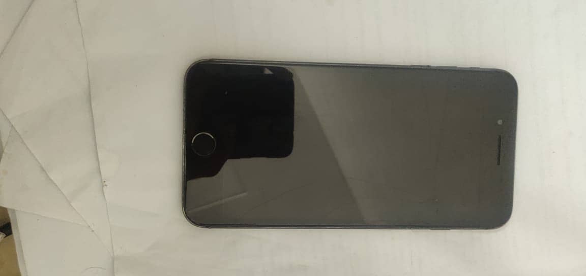 Apple iPhone 7 Plus 2