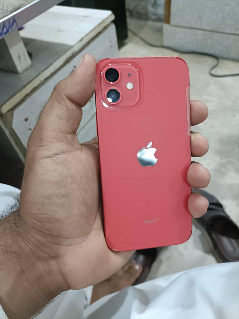 Apple iPhone 12 1