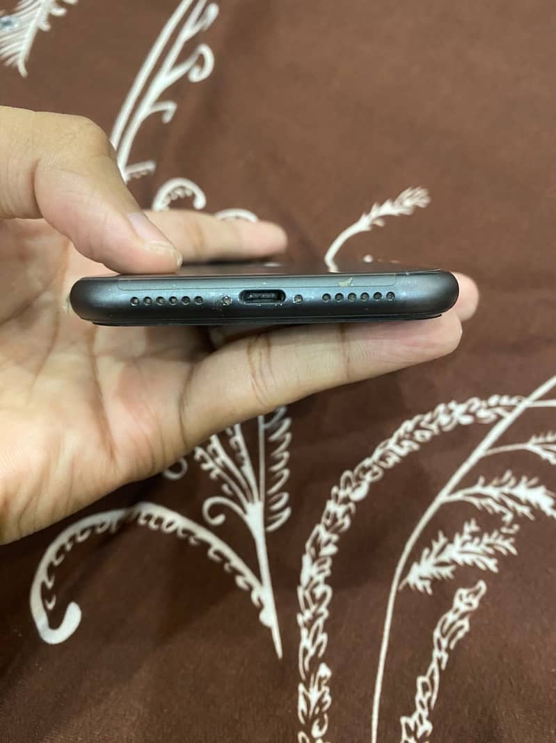 Apple iPhone 11 2