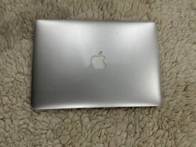 Macbook Pro 2015 with original charger