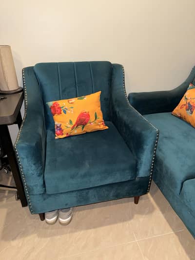 5 Seater Sofa Set + Table - Slightly Used