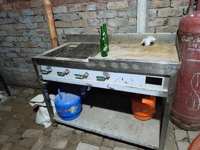 Hot plate and Grill table
