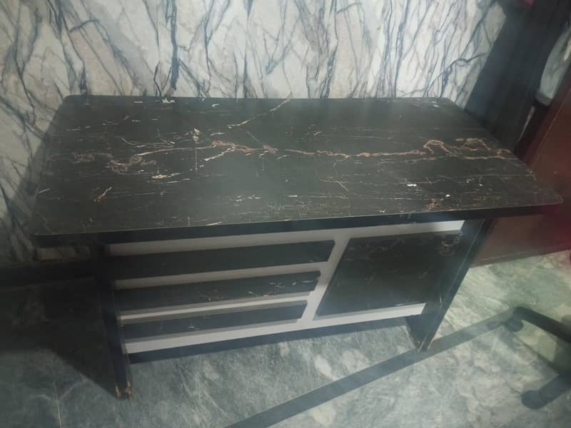 computer table 1