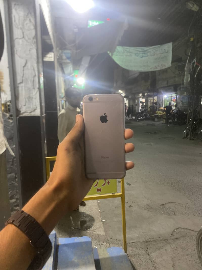 Apple iPhone 6 1