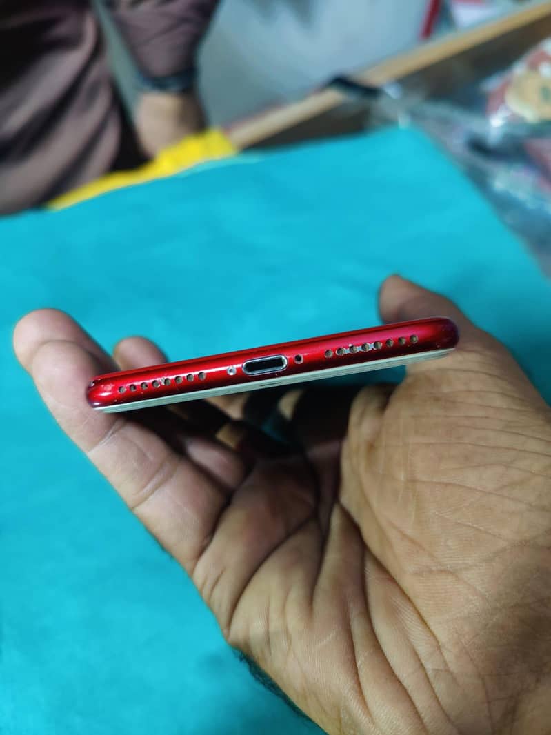 Apple iPhone 7 Plus 2