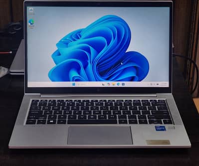 HP EliteBook 830 G8 (Core i5 11 Gen + 16GB/256GB) + Orignal Charger