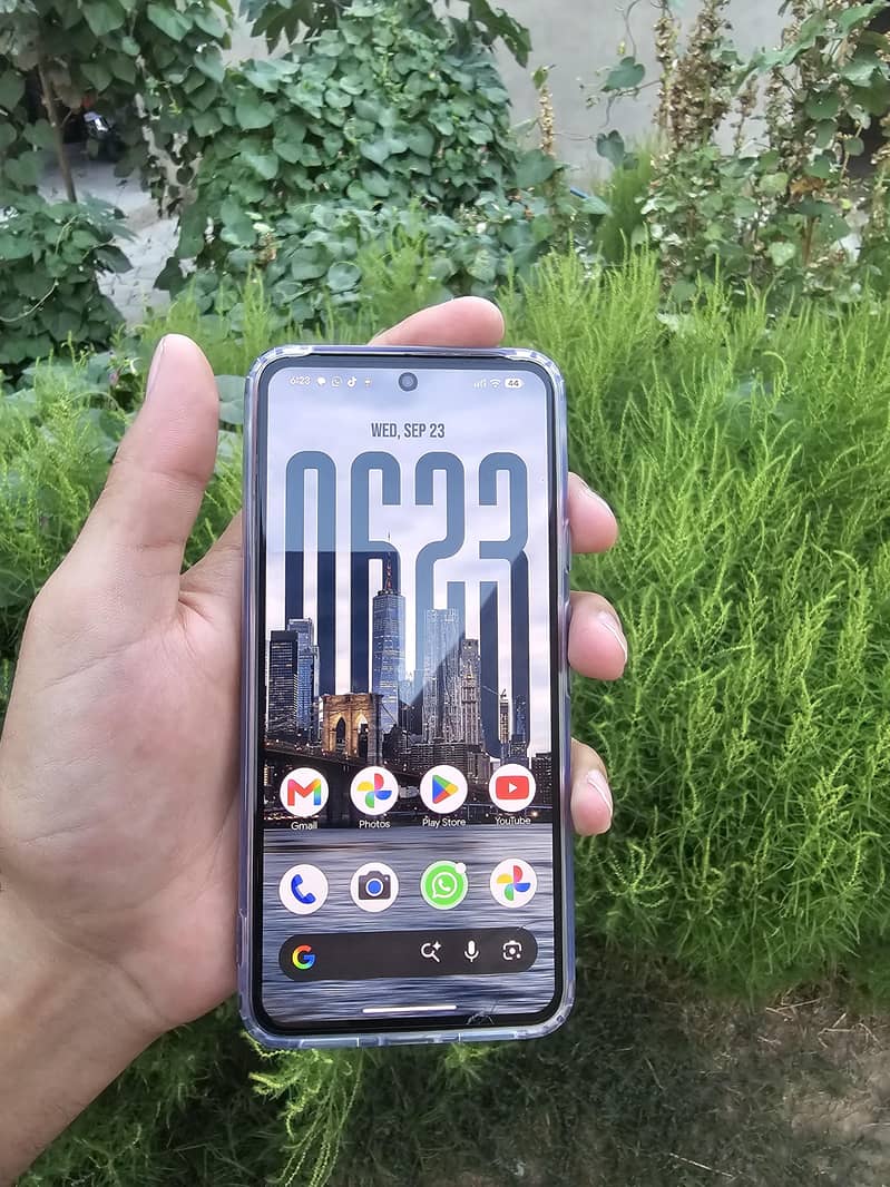 Google Pixel 8 1