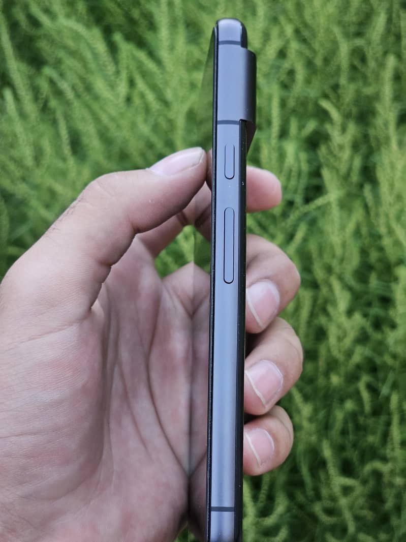 Google Pixel 8 3