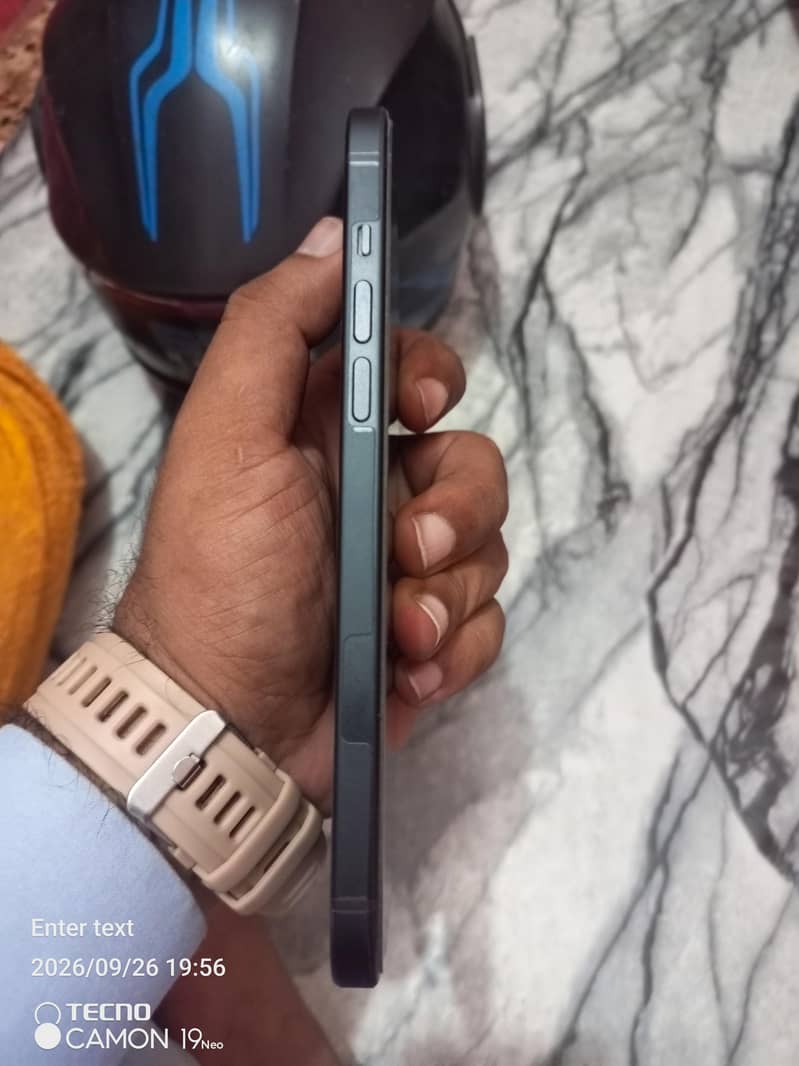Apple iPhone 15 plus 2